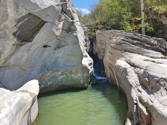 МЕСТНОСТ СИНИЯ ВИР, С. КОВАЧЕВИЦА