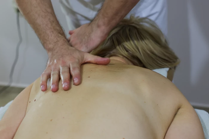 МАСАЖНА ЯКА